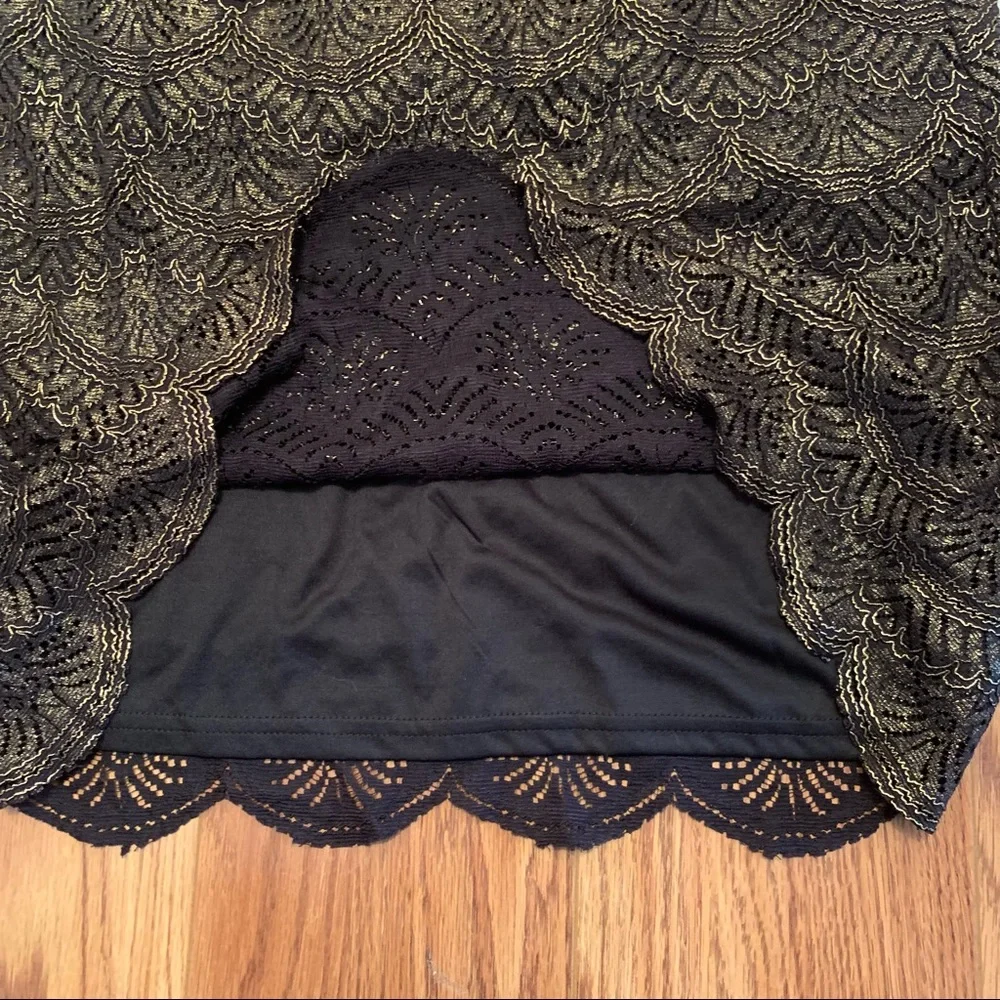 Miami Lace Overlay Metallic Dress - Picture 7 of 13
